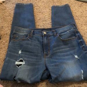 Aéropostale NWOT Distressed Skinny Jeans